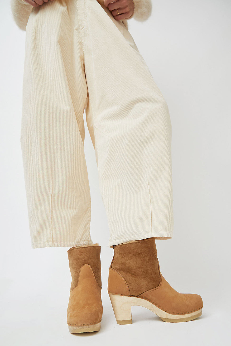 SHEARLING BOOTS