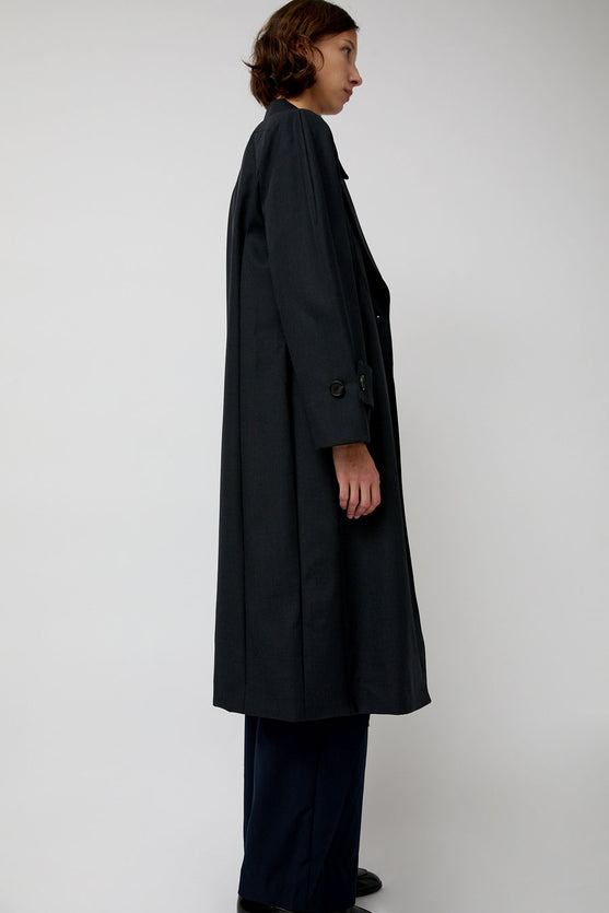 épingler Trigonal Fall Coat in Charcoal