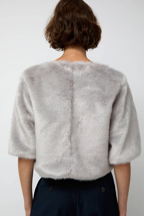 épingler Fur Crop Cape in Silver