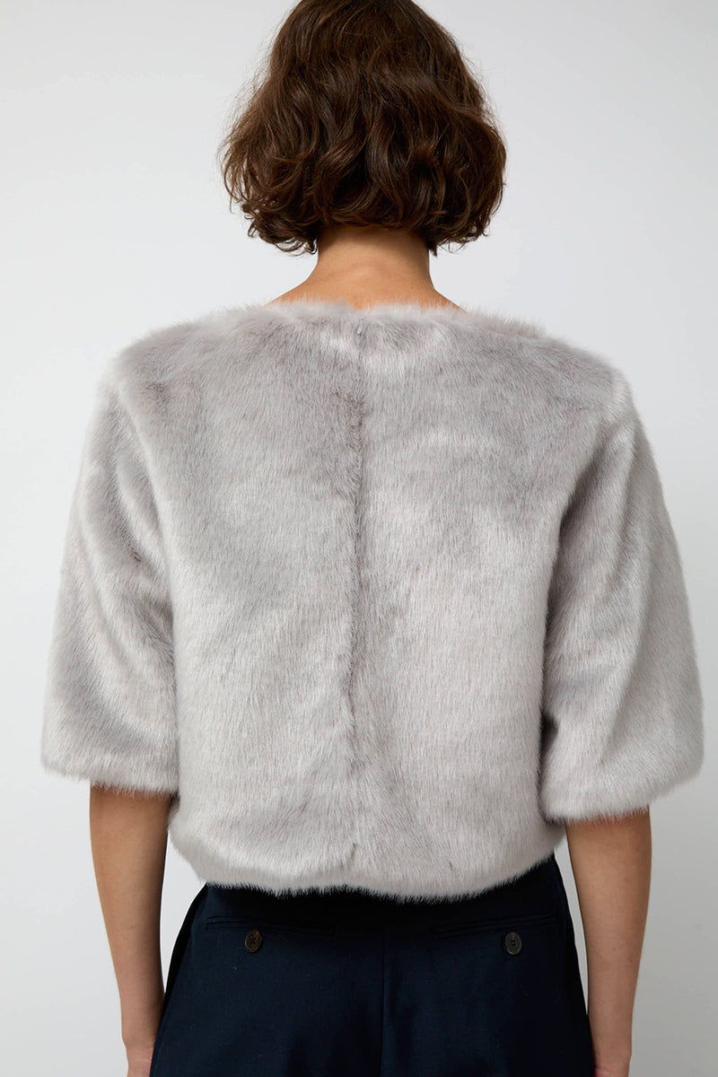 épingler Fur Crop Cape in Silver