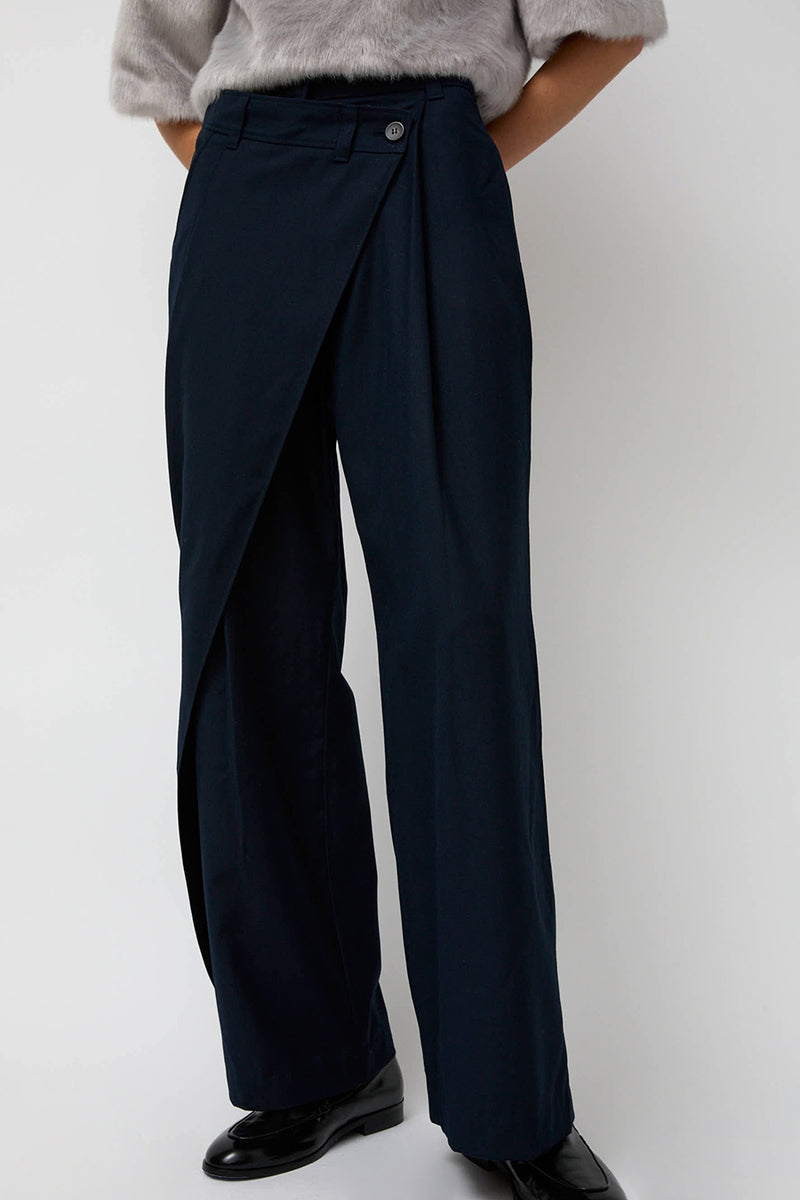 épingler Wool Wrapped Slacks in Navy