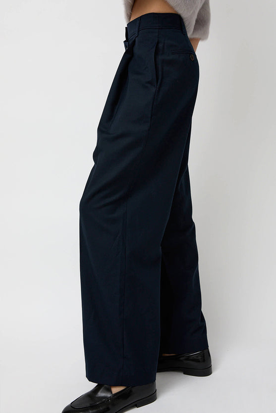 épingler Wool Wrapped Slacks in Navy