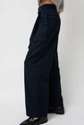 épingler Wool Wrapped Slacks in Navy