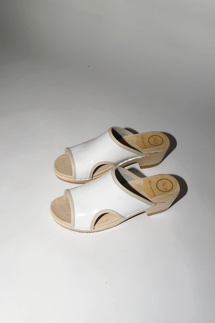 Image of No.6 Alexis Clog on Mid Heel in White Patent