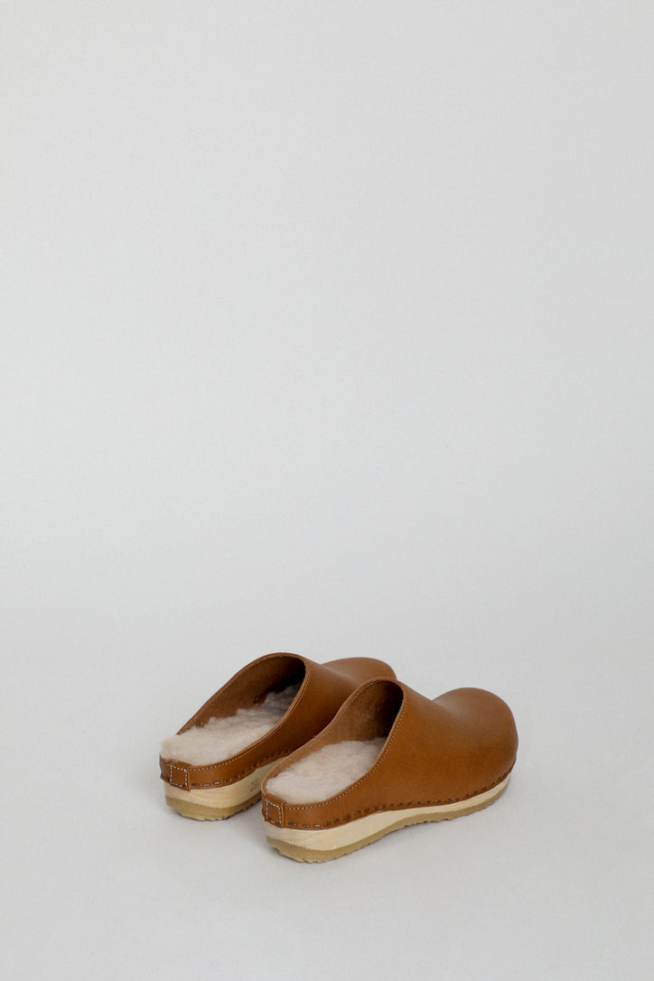 Image of No.6 Reid Clog with Shearling on Flat Base in Palomino