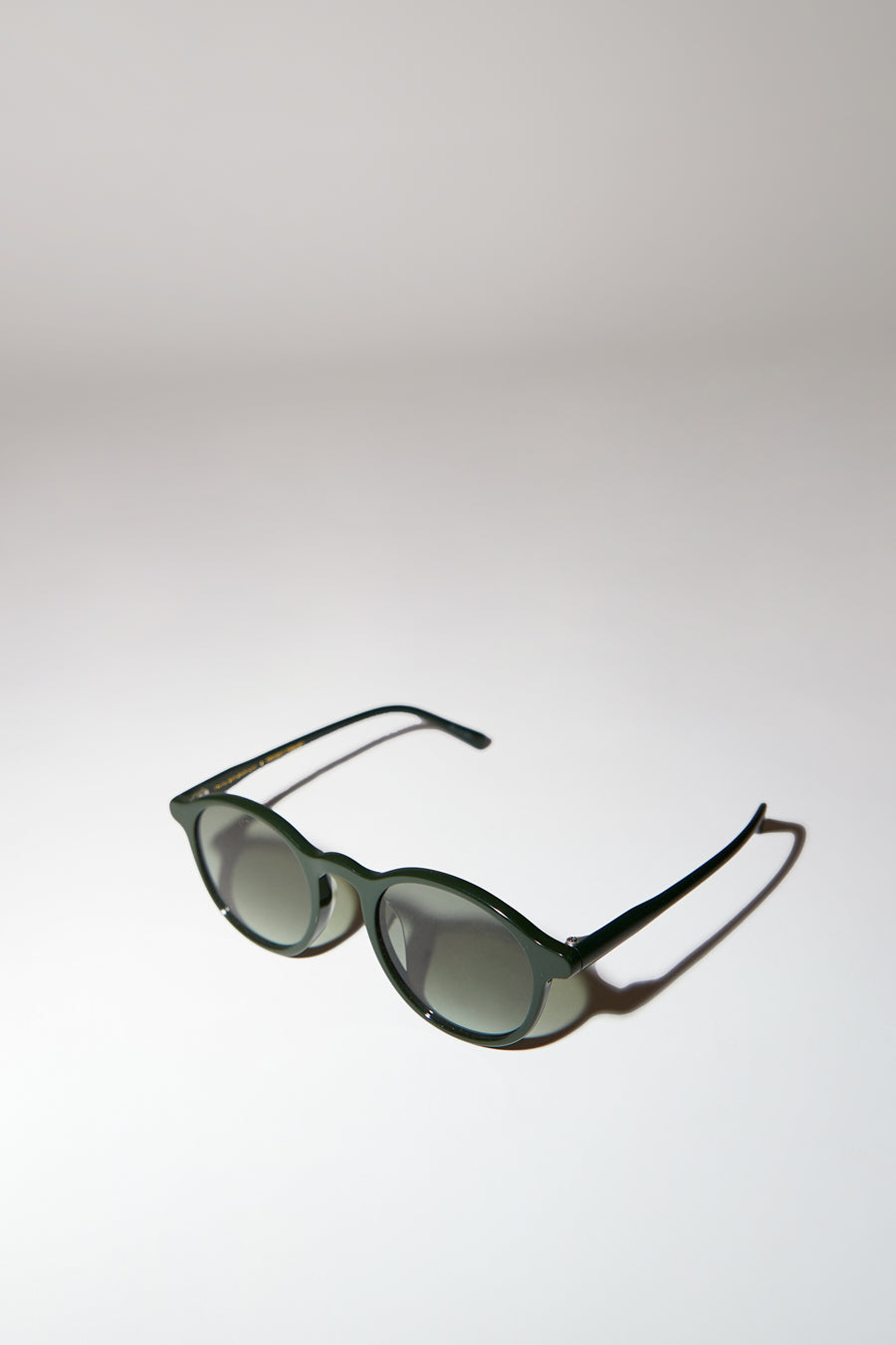 Projekt Produkt Arkitekt Sunglasses in Turbid Green